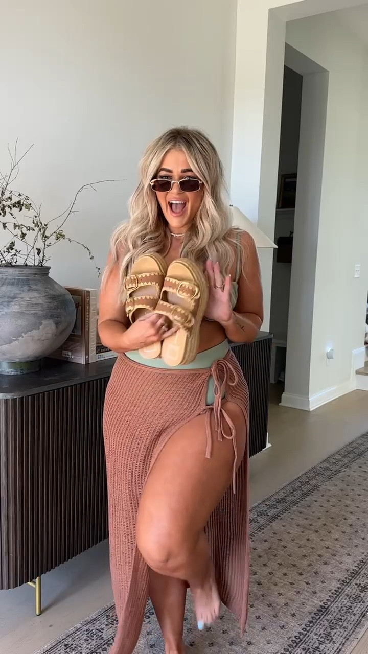 The cutest shoes for spring and summer🤎✨ #shoes #dolcevita #dillards 

In the shoes I did a half size up — 8!! 
Swim // large top & XL bottom 
Cover up // large 
Cotton shorts // large 
Tank // large 
Button down // XL 
White dress // large 
Yellow sweater // large 
Linen shorts // US31
Knit Top// medium 

#LTKSeasonal #LTKstyletip #LTKshoecrush