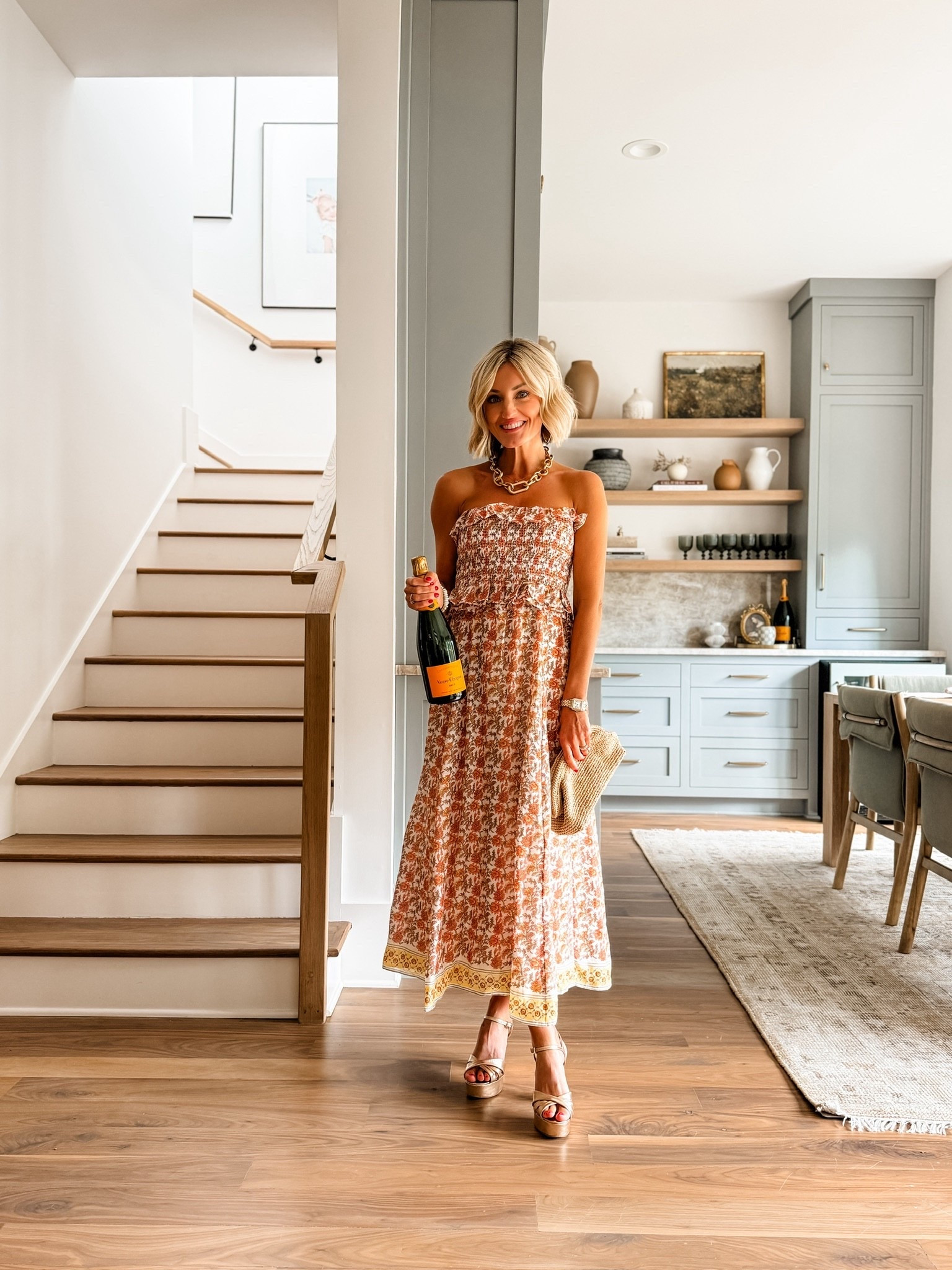 This would be pretty for a wedding on the beach! Wearing XS!

Loverly Grey, summer wedding guest dresses, cocktail dress, summer dress, beach wedding 

#LTKSeasonal #LTKWedding