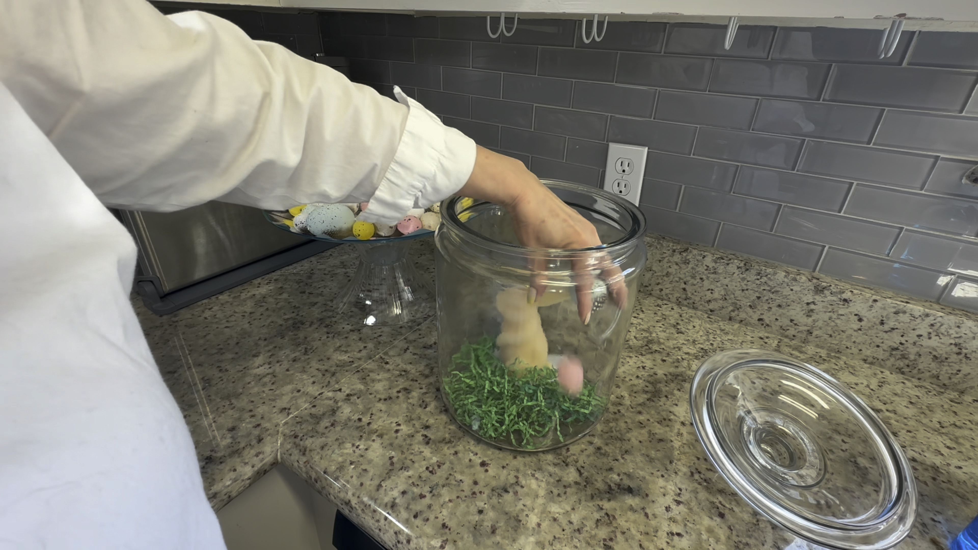 Beautiful & Simple Easter Decor! #walmartcreator 

#LTKhome #LTKVideo #LTKSeasonal