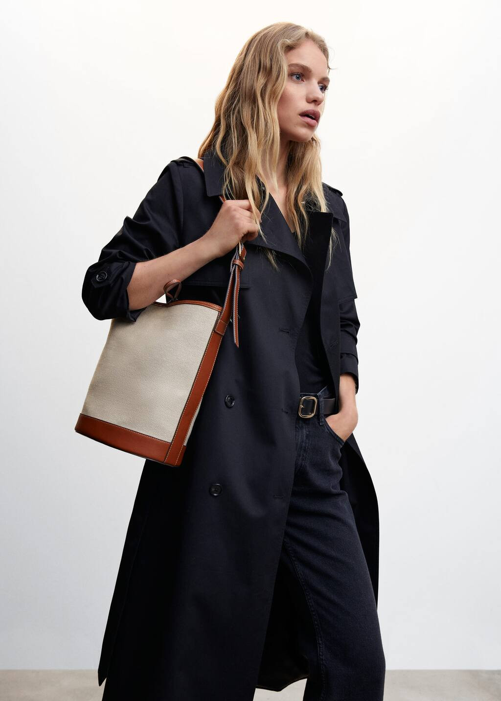 Combined bucket bag | MANGO (US)