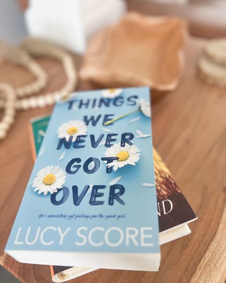 Trending Reads 
Starting this book! 
Things we never got over 

Lucy Score  Amazon  shop Books 

Best seller 

#LTKsalealert #LTKtravel