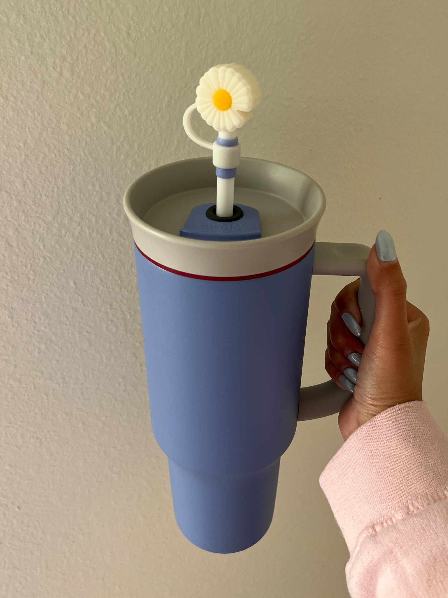 My owala tumbler is a part of the prime day sale! Over $10 off and holds 40oz! 

Ig: @jkyinthesky 

#owala #waterbottle #reusablewaterbottle #primeday #amazon #amazonprime #primedaydeals 

#LTKHome #LTKFindsUnder50 #LTKSaleAlert