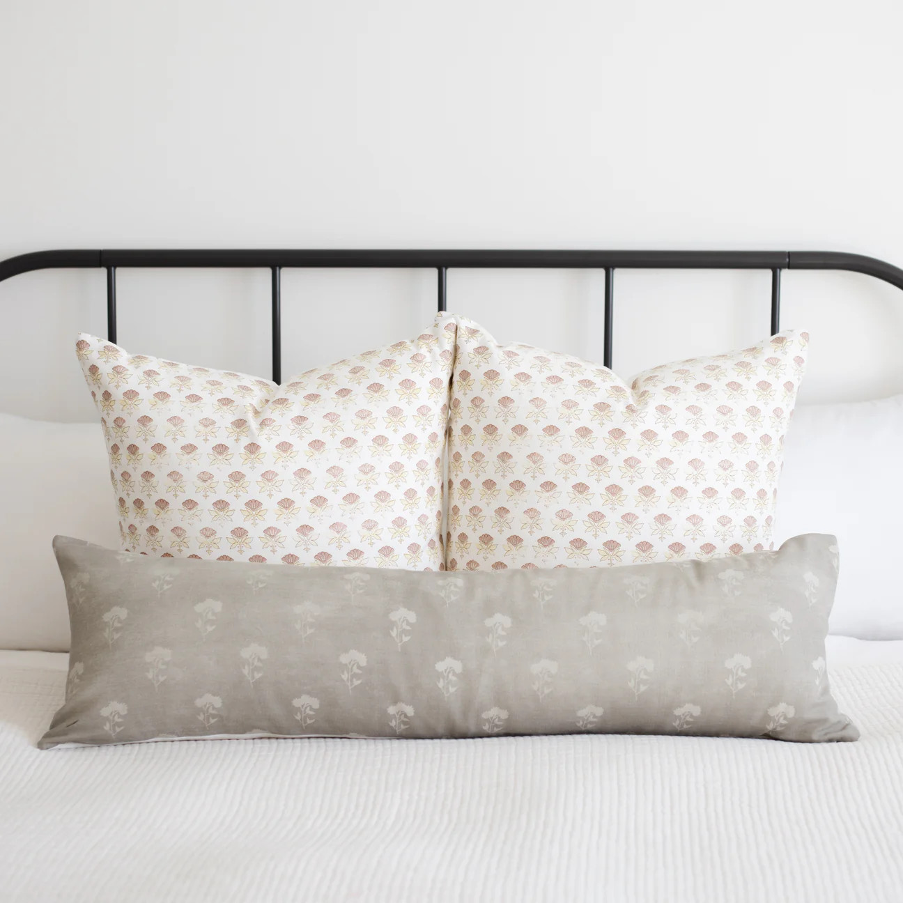 Fleur Gray Floral - Lumbar Pillow Cover 12x20" | 12x40" | Woven Nook