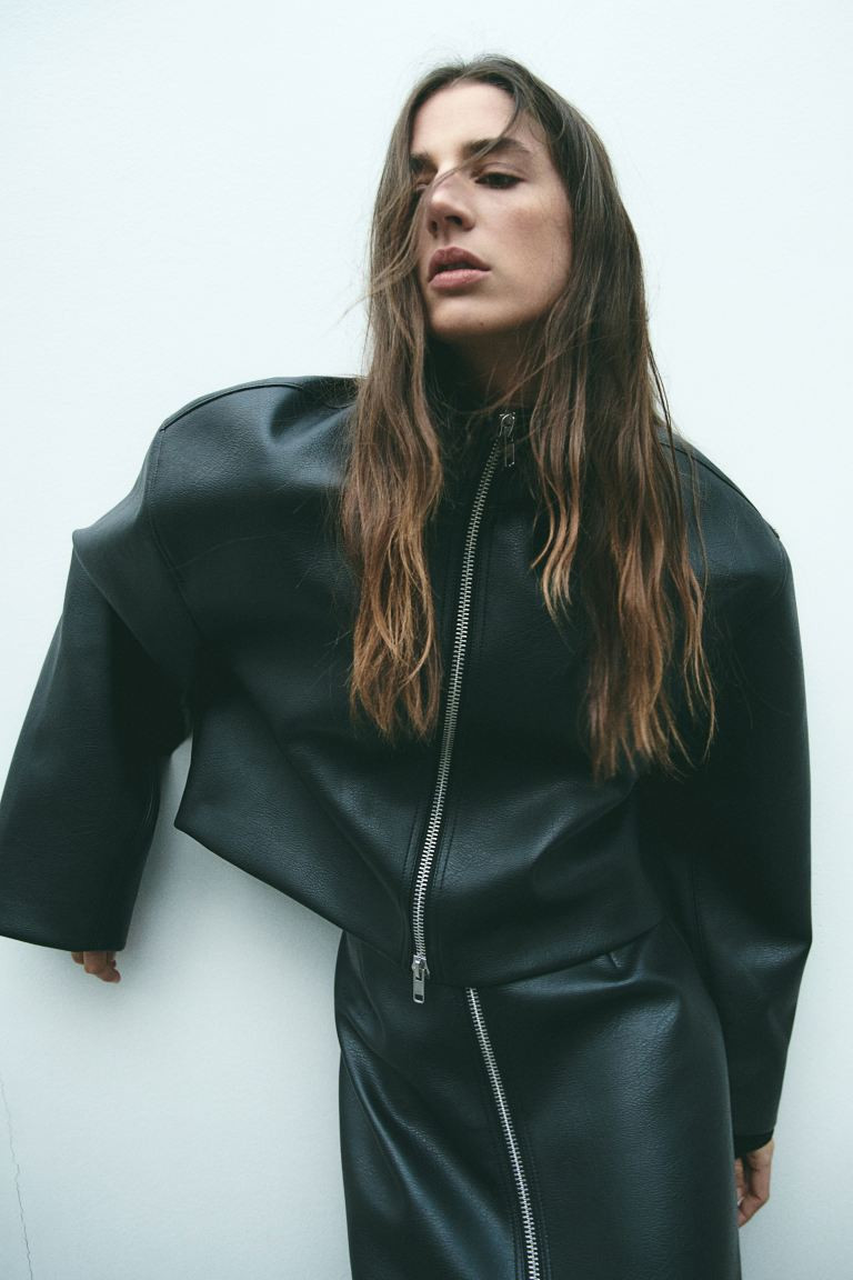 Oversized coated jacket - Black - Ladies | H&M GB | H&M (UK, MY, IN, SG, PH, TW, HK)
