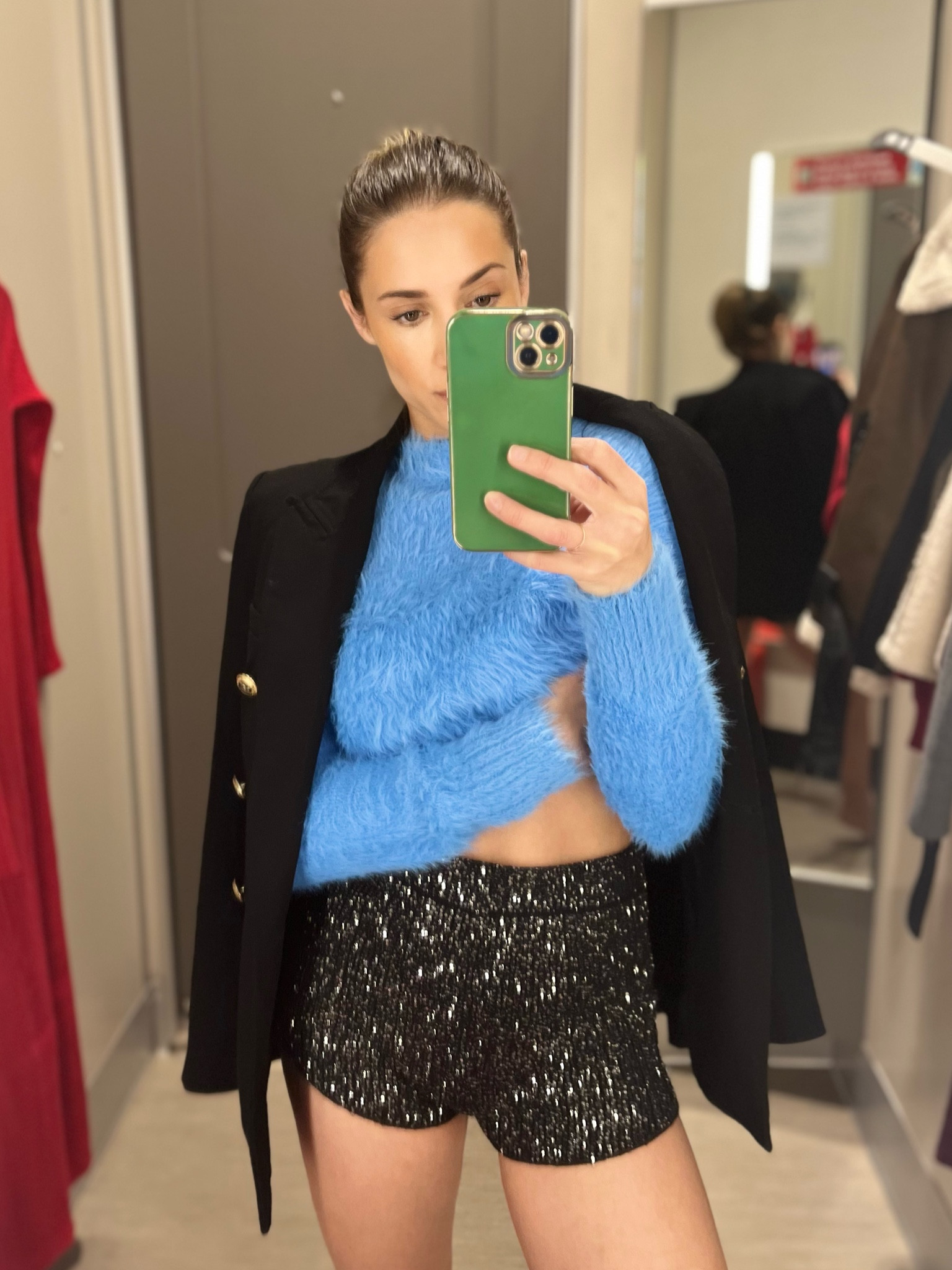 I don’t know where I am going to wear this, but this blue sweater is so unbelievably soft and the mini shorts are so cute! 

#LTKHoliday #LTKFindsUnder50 #LTKSeasonal