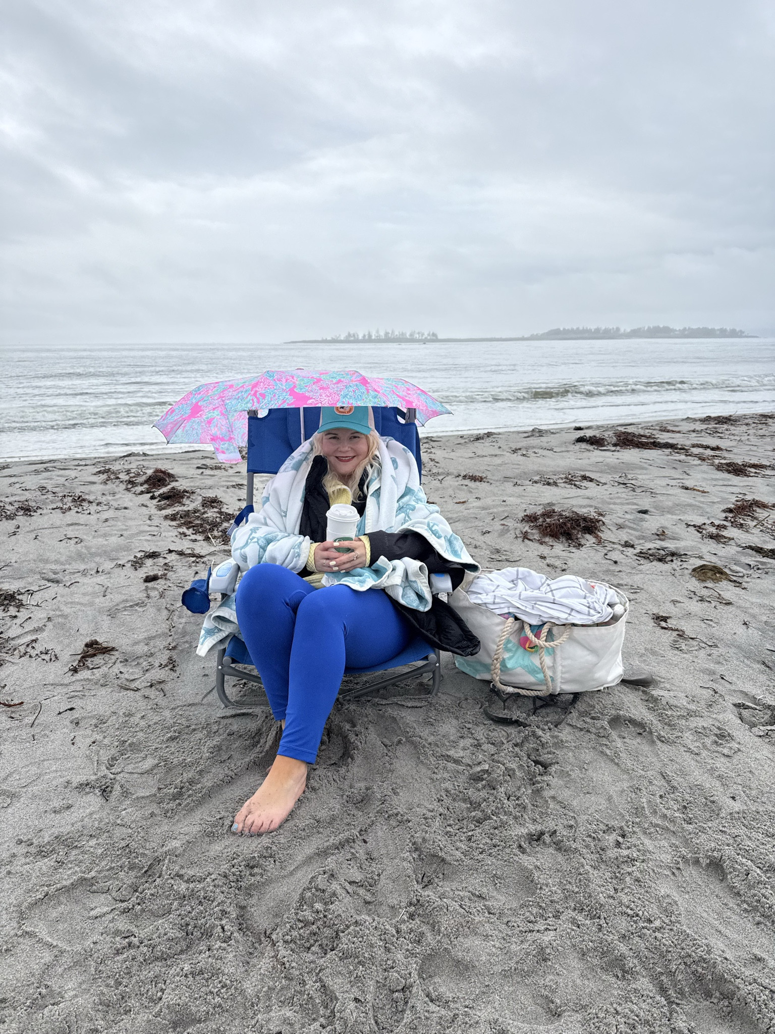 Still holding onto beach days rain or shine.

#LTKPetite #LTKActive #LTKfitnessgoals