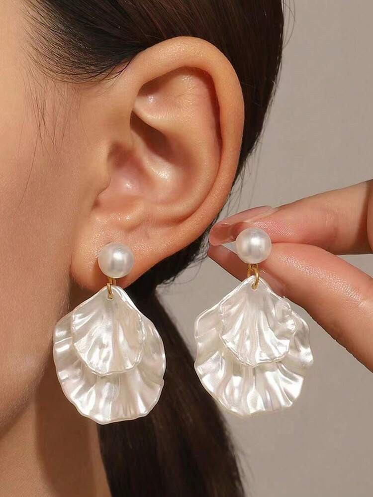 1pair Simple And Versatile Faux Pearl Shell Design Elegant Earrings For Women, Suitable For Weddings And Beaches. Valentine's Day Accessories | SHEIN