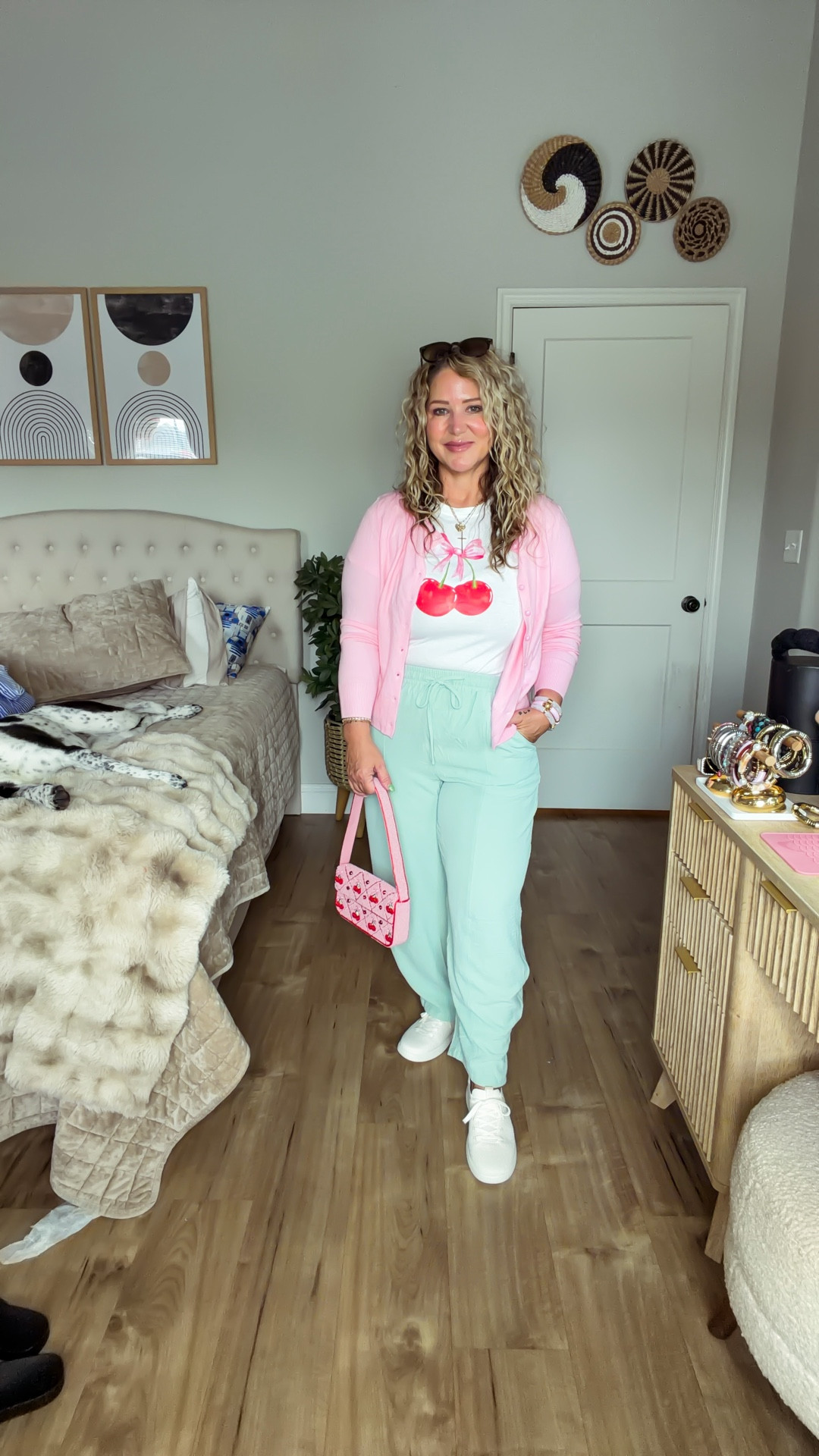 Size large in everything but I prefer an xl in the pants for more hip room  

#LTKMidsize #LTKPetite #LTKOver40