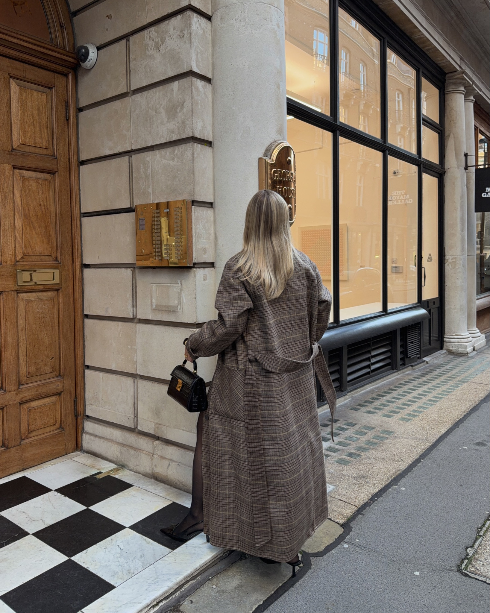 Coat linked below! I wear size 12 (slightly oversized) 

#LTKfestive #LTKuk #LTKwinter