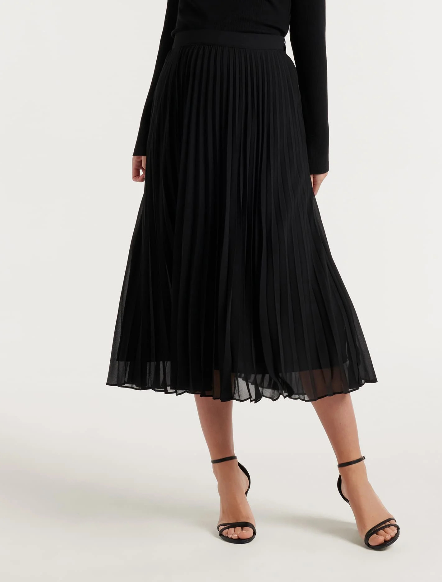 Hailee Pleated Midi Skirt - Black - 4 | Ever New (CA)