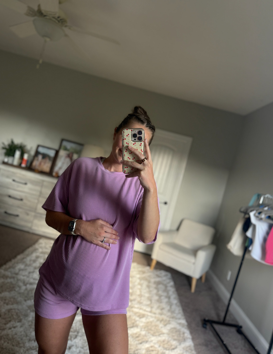 Wearing medium!! Loved this ribbed set!!! I would do true to size if you are not preggo!! 

 