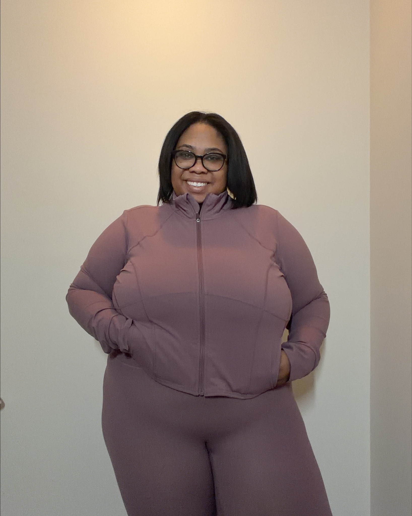 The perfect Fabletics set that doesn’t ride up and has the best tummy control! & this color is perfect for spring! 

#LTKActive #LTKselfcare #LTKPlusSize