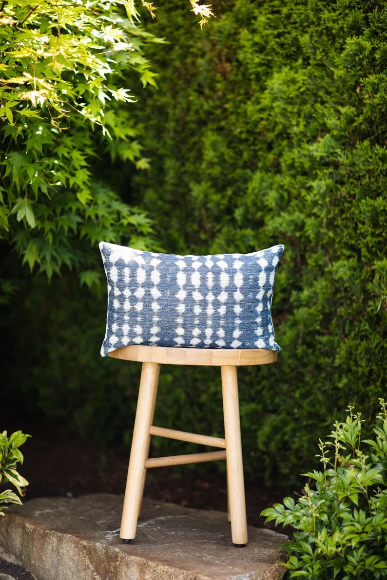 DENIM|| Indoor/Outdoor Navy & White Batik Pillow Cover ∙ Outdoor Pillow ∙ Indigo Pillow ∙ I... | Etsy (US)