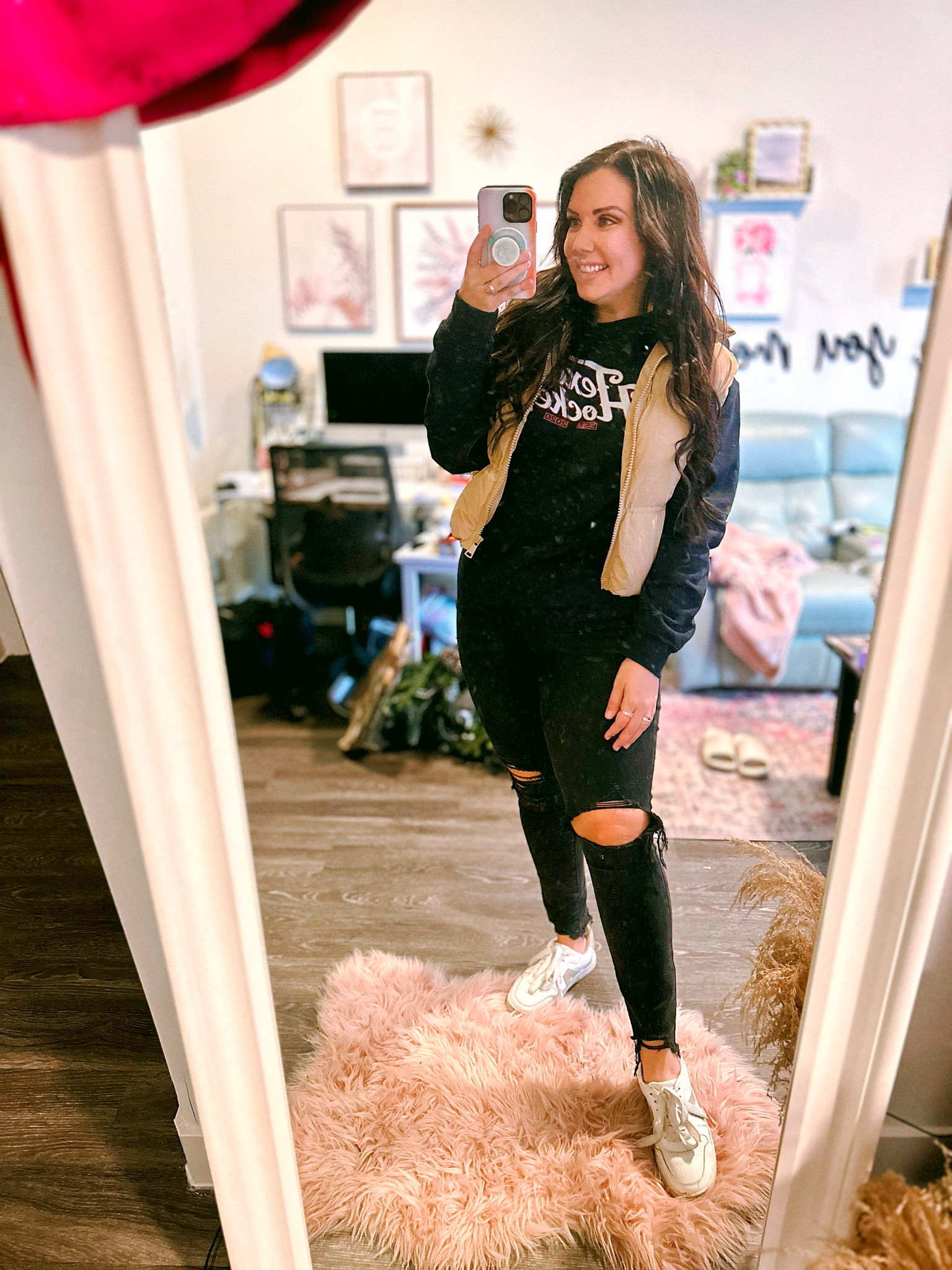 Love a little vest over a sweatshirt for these cool fall days 🍂 

#LTKStyleTip #LTKHoliday #LTKSeasonal