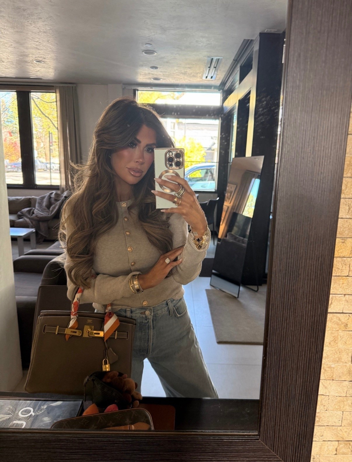 The cutest Amazon top with gold details! I am wearing a size small! 

Fall outfits, fall fashion, Fall sweater, Brown sweater, Gold details, Uggs, Boots, Aspen, Emily Ann Gemma

#LTKootd #LTKFindsUnder50 #LTKSeasonal