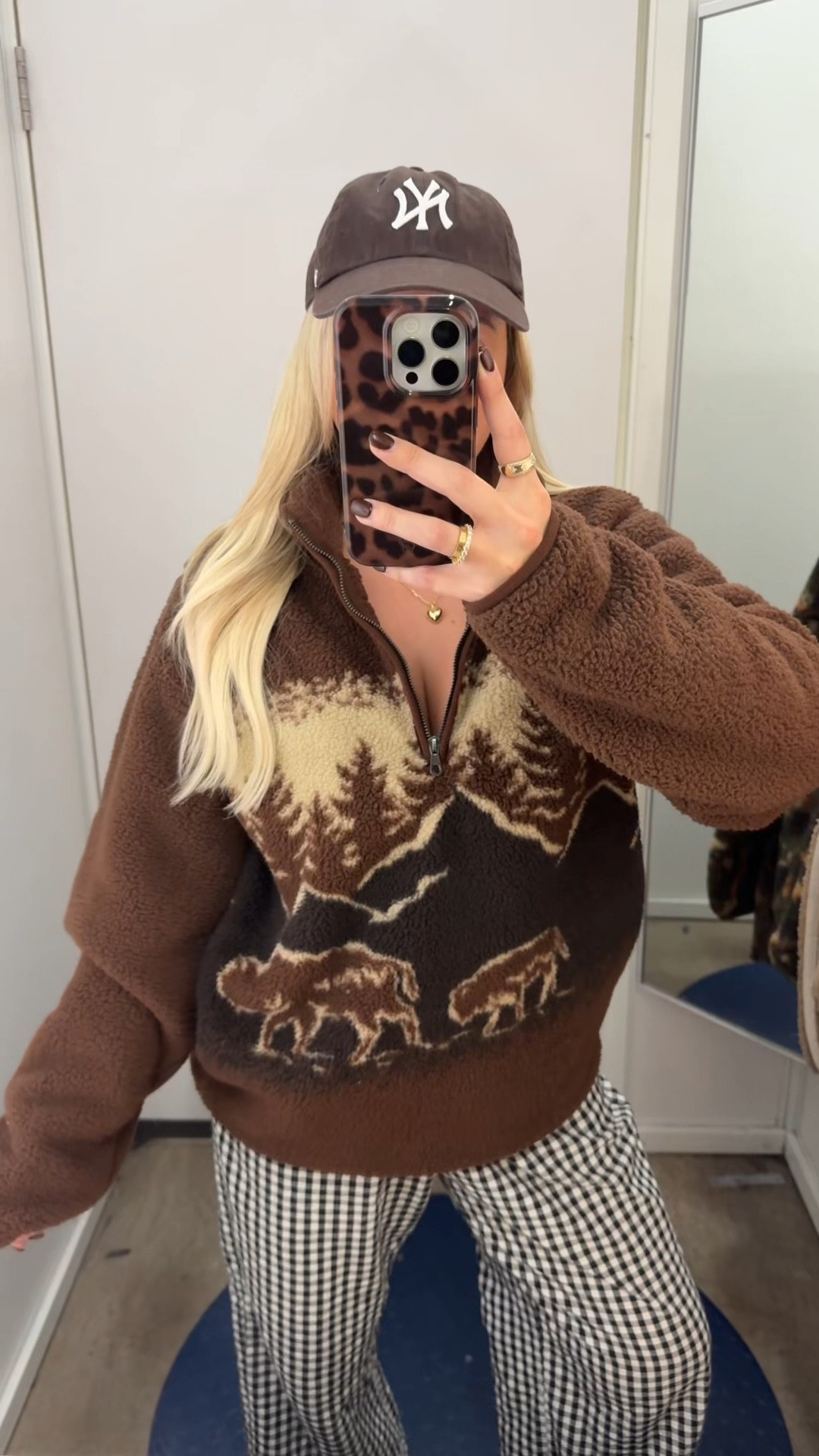 Old navy Sherpa pullovers are back and on sale! Size small
Fall fashion 
Old navy finds 

#LTKFindsUnder100 #LTKGiftGuide #LTKSaleAlert