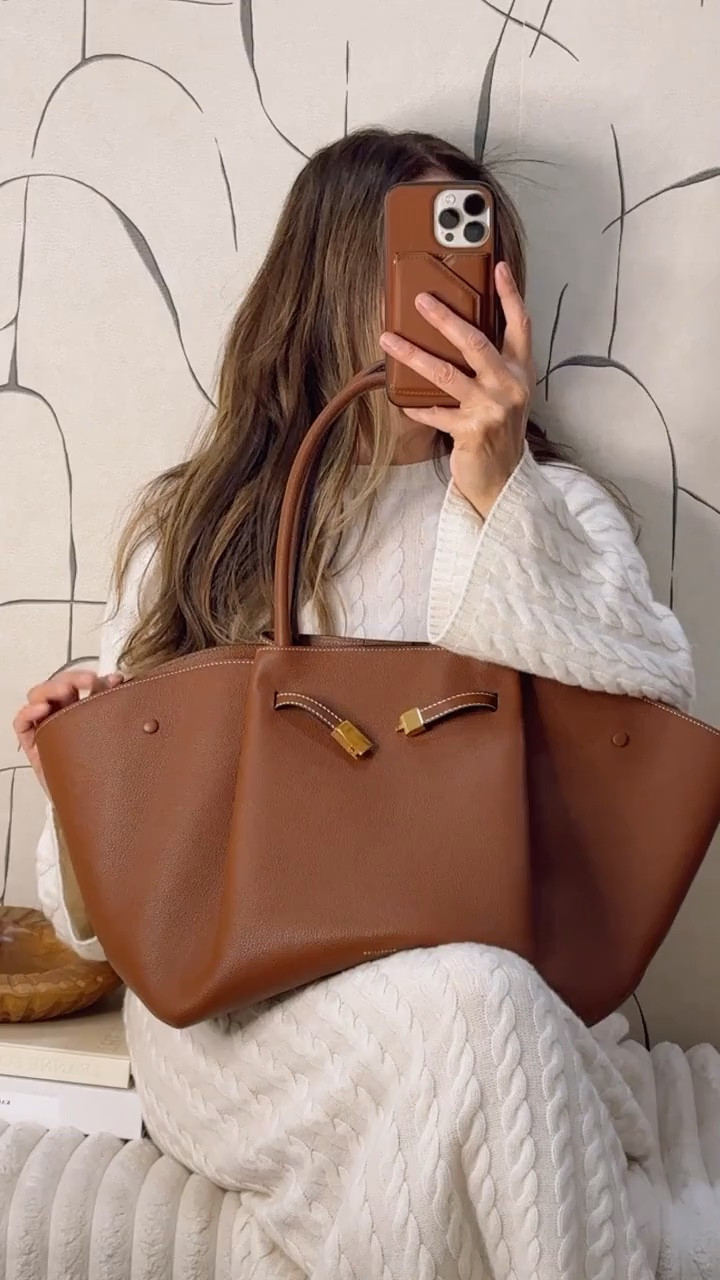 Chic work bay

#LTKgrwm #LTKootd #LTKWorkwear