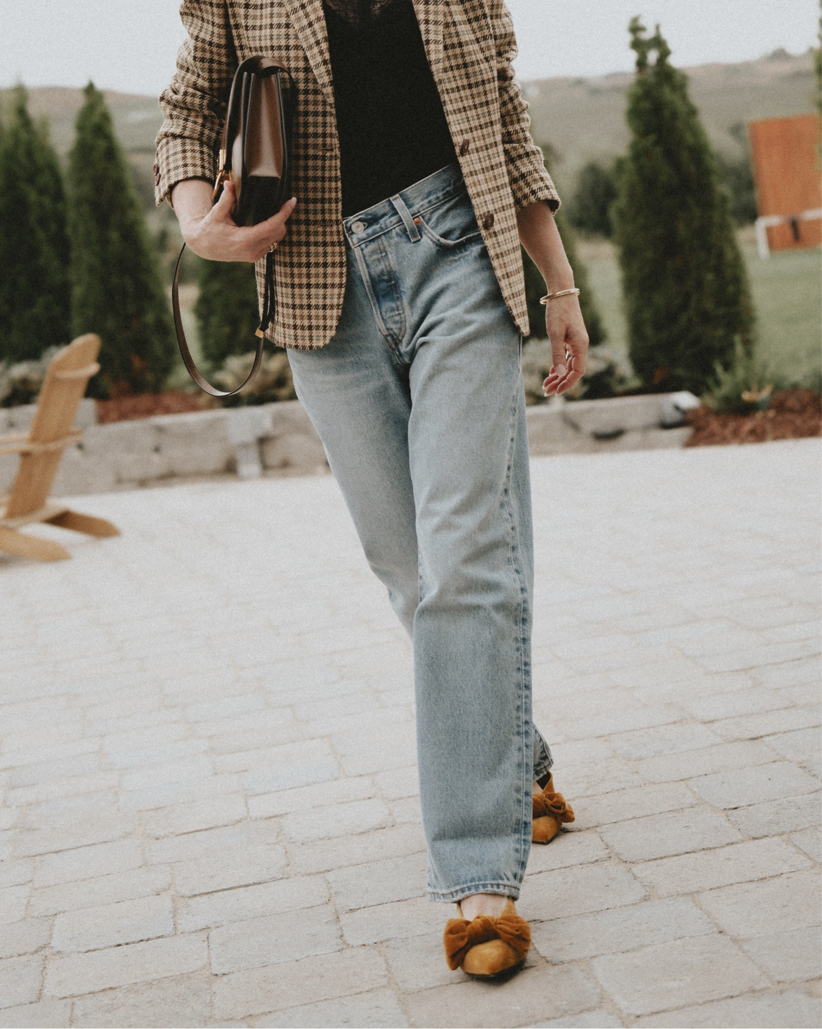 Sézane Stephania babies: these slingbacks in velvet immediately turn any outfit into a party ready look. 

#LTKHoliday #LTKSeasonal #LTKWorkwear