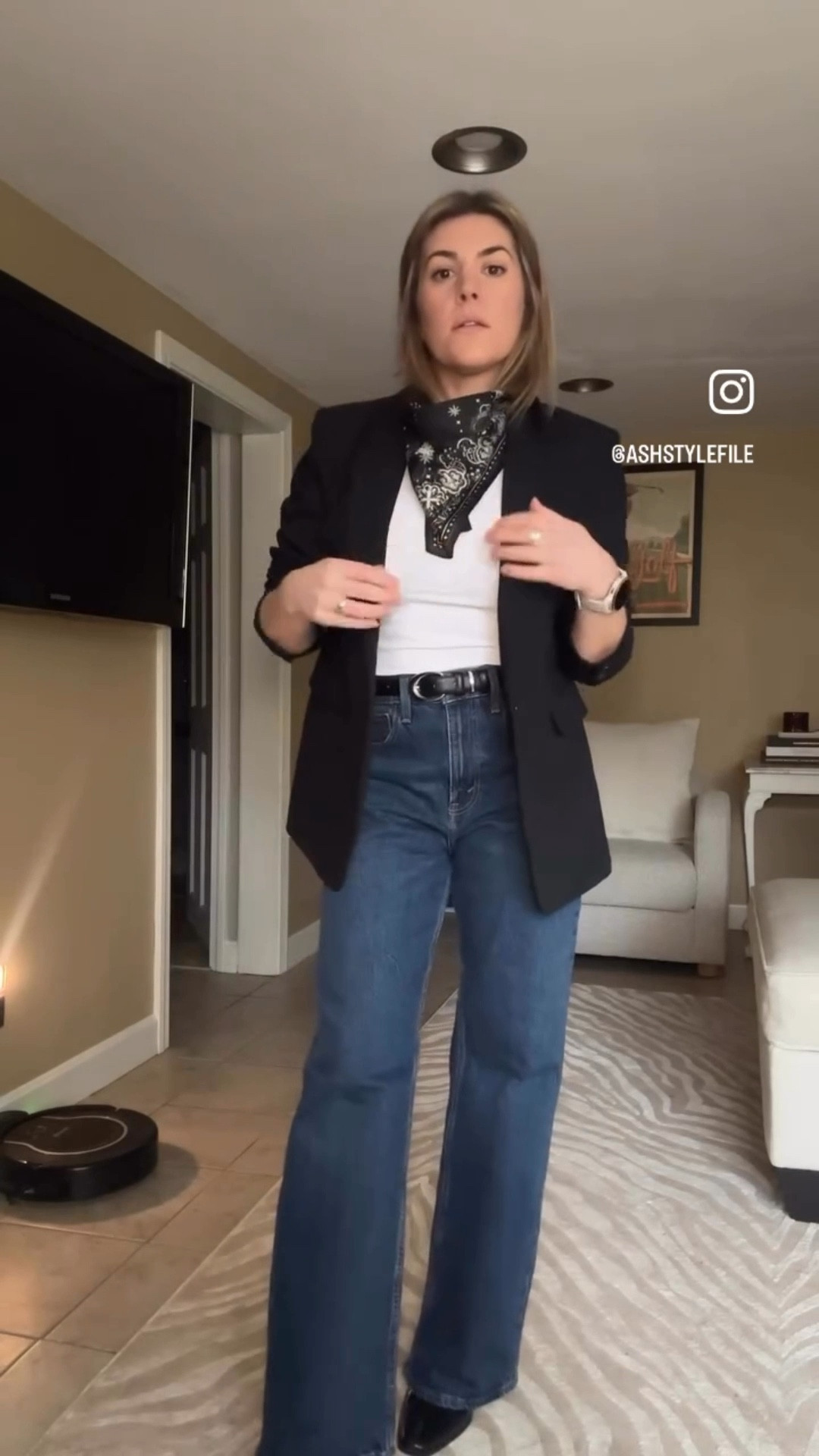 Styling essentials two ways with Abercrombie blazer and leather bomber jacket and new favorite straight jeans

#LTKSeasonal #LTKootd #LTKWorkwear