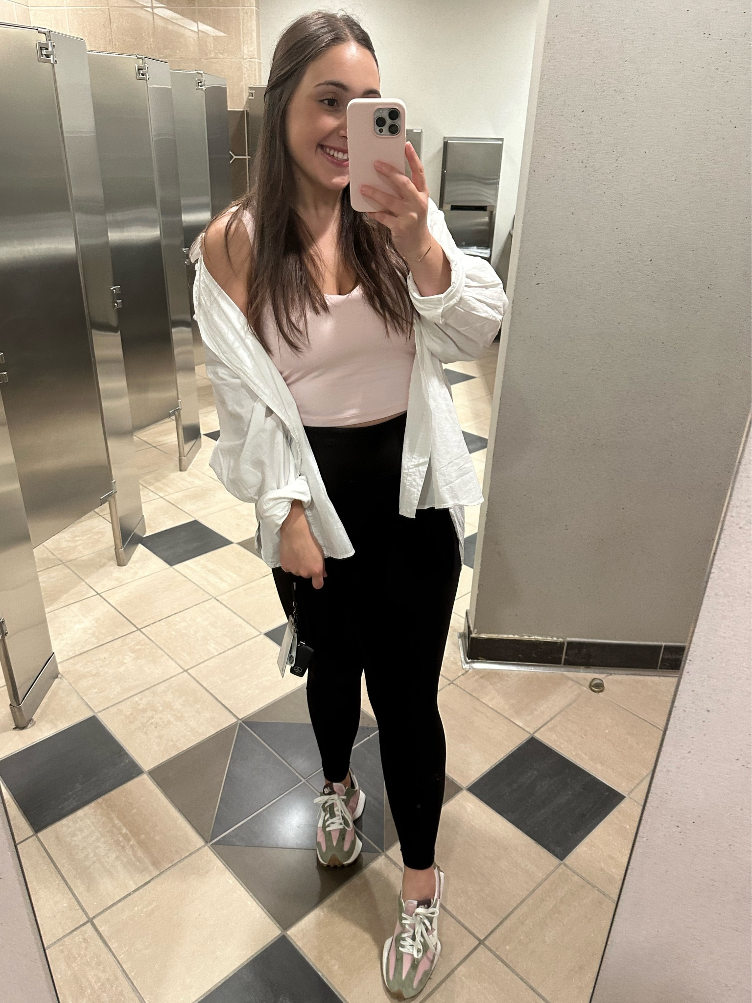 #LTKmidsize #LTKActive #LTKitbag