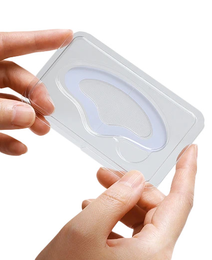 FAQ™ Microneedling Patches for Forehead | Foreo (Global)