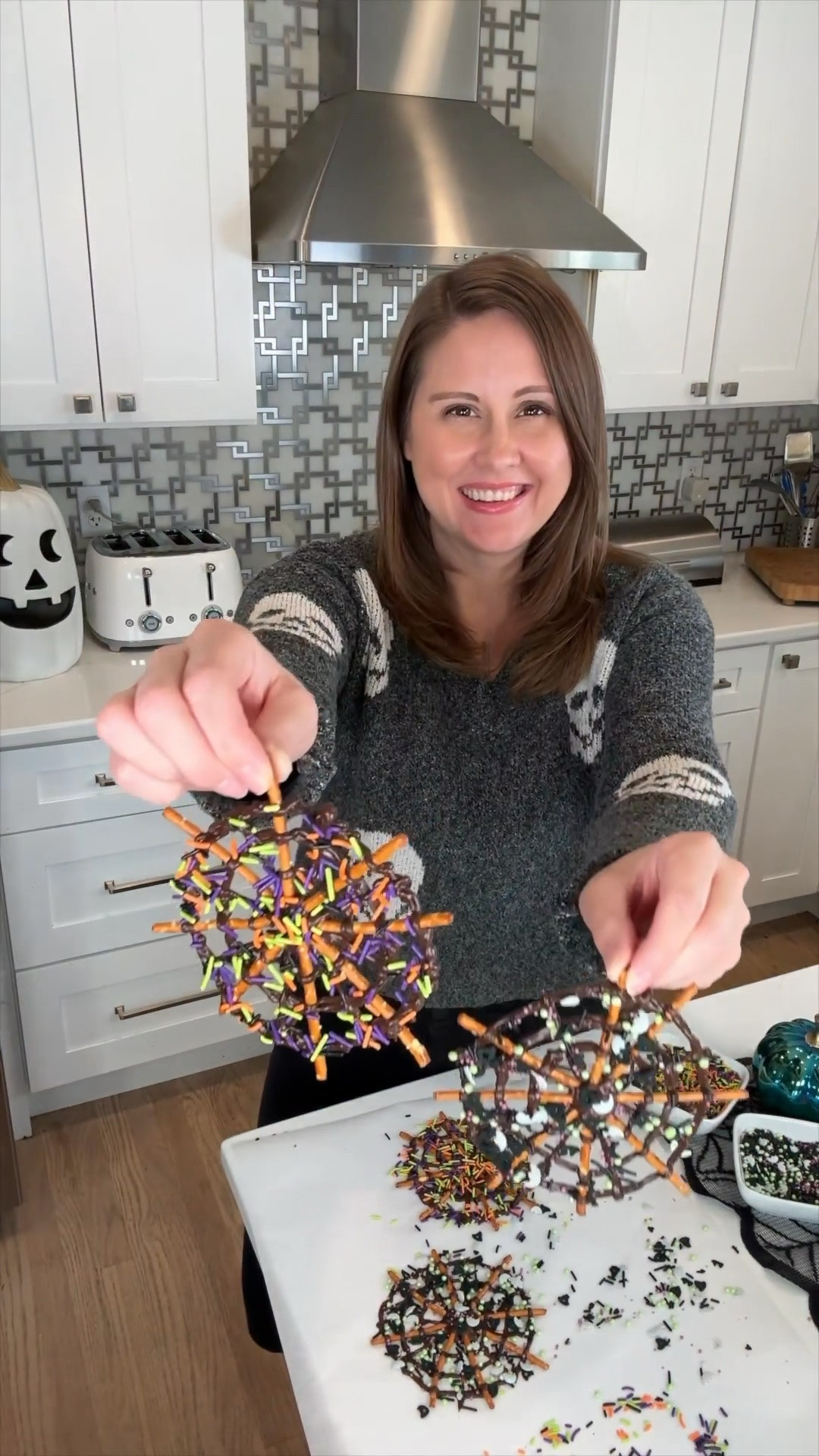 🕷️🖤 The easiest Halloween treat you’ll make this spooky season!

These Spooky Spiderweb Pretzels are SO cute, crunchy, chocolatey, and ridiculously easy to make. 👻✨

Just melt chocolate and add it to a squeeze bottle, pipe a small circle onto parchment paper, arrange pretzels like spokes, then drizzle the chocolate around them to create the web! 🥨🍫 Finish with Halloween sprinkles and let them set.

Perfect for Halloween parties, lunchboxes, classroom treats, or a spooky movie night! 🎃

Save this one for Halloween! 🕸️

#HalloweenTreats #SpookySnacks #HalloweenFood #HalloweenDIY #SpookySeason #HalloweenIdeas #HalloweenParty #LTKHoliday #LTKHalloween #LTKFamily

#LTKSeasonal #LTKHome #LTKfoodie