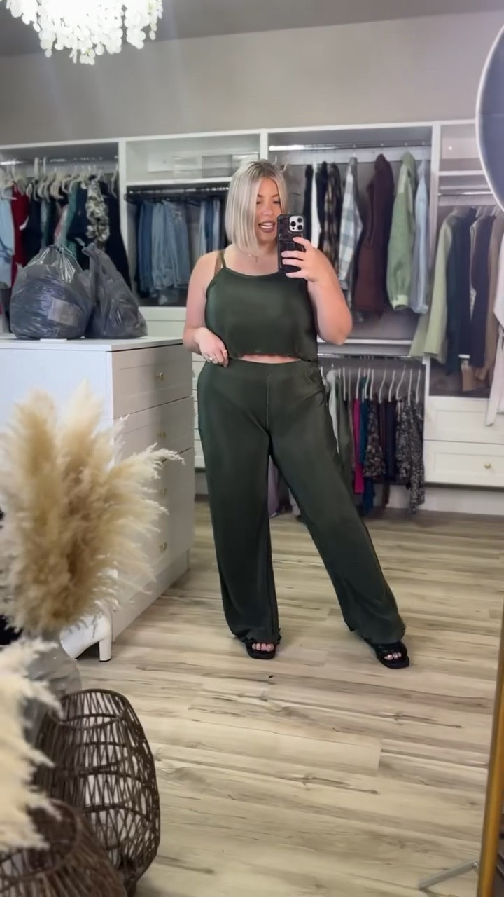 Midsize approved 2 piece set from Walmart is now ONLY $12 😍👏🏻 

You can dress this set up with heels and some cute jewelry or down with a pair of sneakers! 

Midsize mom / mom fashion / affordable fashion / Walmart outfit / 2 piece outfit / casual fashion / 2 piece set / women’s fashion / Walmart fashion / under $50 / under $20 / sandals / black sandals / curvy girl approved / casual date night outfit / running errands outfit / summer outfit 

#LTKMidsize #LTKStyleTip #LTKFindsUnder50