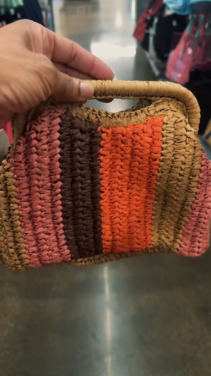 A good handbag and a little confidence can fix a lot. #walmartfinds ##handbags ##cuteaccessories ##clutchbag #shopmyltk

#LTKgrwm #LTKMothersDay #LTKdayinmylife