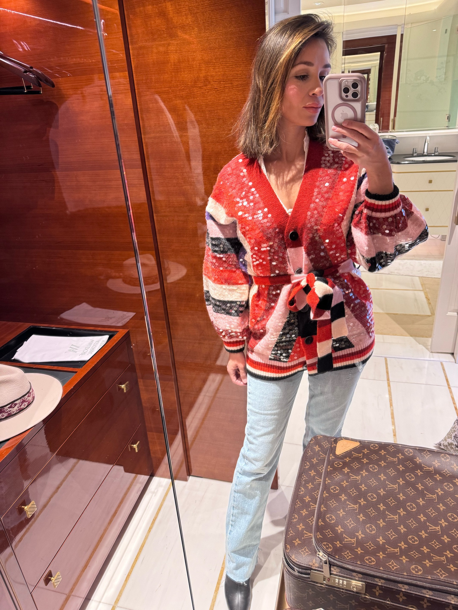 Sweater weather 💗💜🖤#farmrio #sequin #sweater 

#LTKSeasonal #LTKStyleTip #LTKTravel