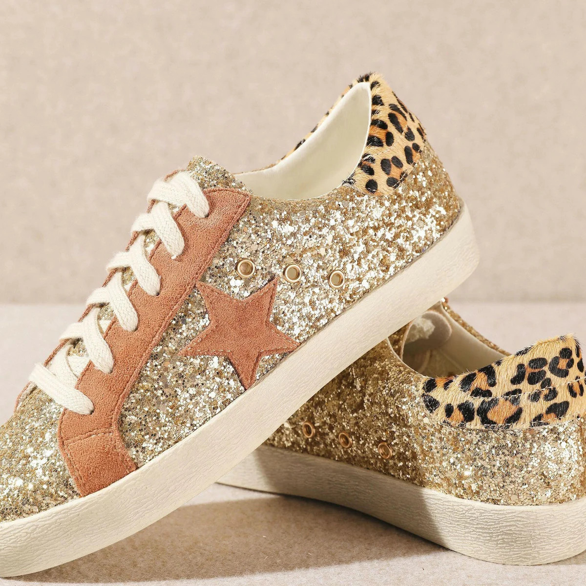 SKYLAR - Glitter Star Rhinestone Platform Sneakers | Krush Kandy