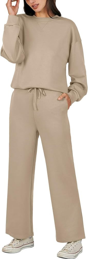 Caracilia Women's Two Piece Outfits Sweat Set Oversized Crewneck Sweatsuit Wide Leg Sweatpants Lounge Set Tracksuit | Amazon (US)