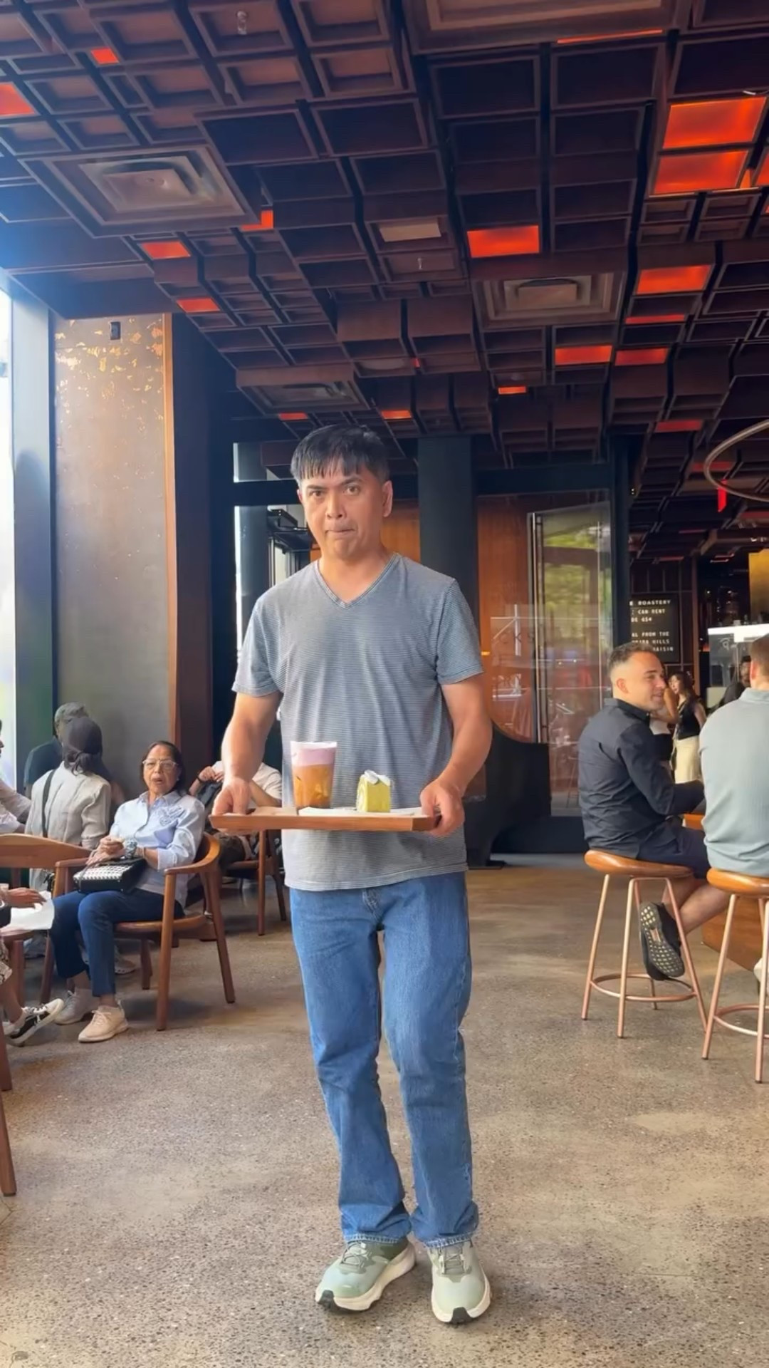 Thank you dear 🤣

Loving this place @starbucksreserve_newyork 

•
#husbandwifecomedy #hubbyandwifey #marriedgoals #wifehusband #wifehumor