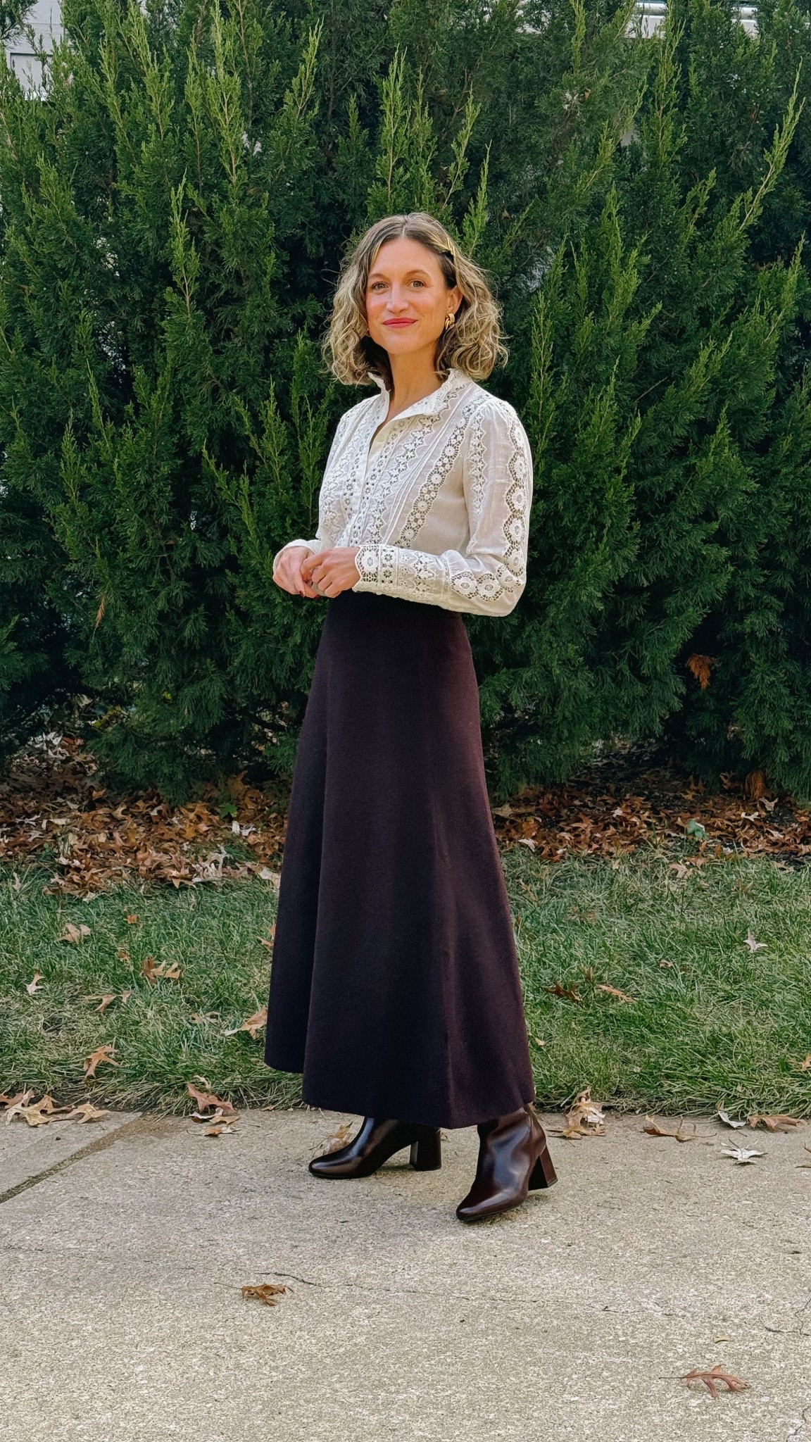 Thanksgiving Outfit 🤍

Sèzane top, 2, TTS. Mango skirt, XS, TTS, on sale for $60. Sèzane boots, TTS. Heaven Mayhem earrings  

#LTKootd #LTKHoliday #LTKSaleAlert