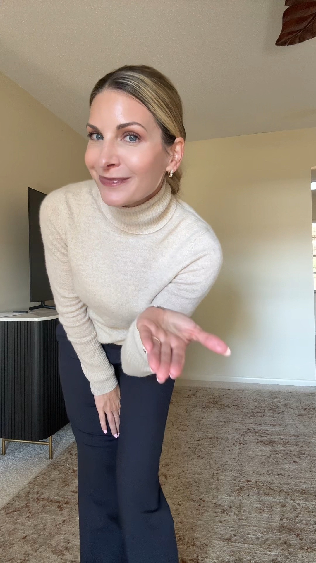 Cashmere 🤍
Pants size 00
sweater size XS

#LTKootd #LTKOver40