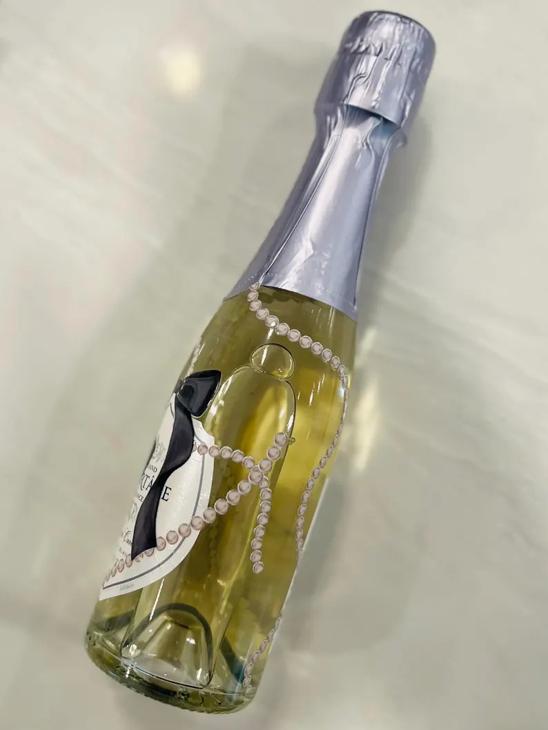 Pearls and Prosecco - Etsy | Etsy (US)