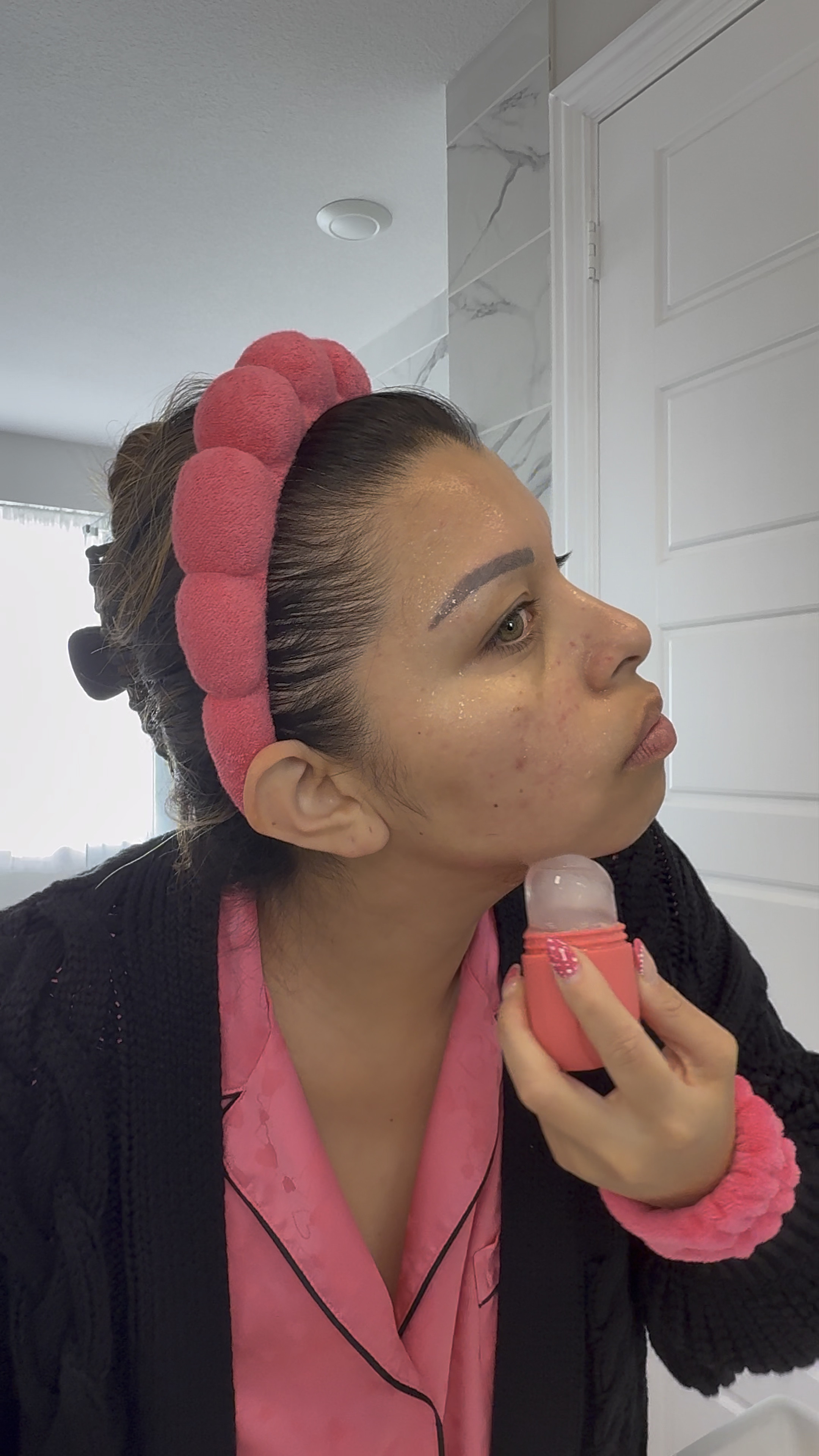 I love this!!! It definitely has help with my psoriasis, stress and much more.

Comment if this is something you would try.

#vagusnerve #nerviovago #paratitiktokviral #wellnesstips 

#LTKWatchNow #LTKFindsUnder50 #LTKItBag