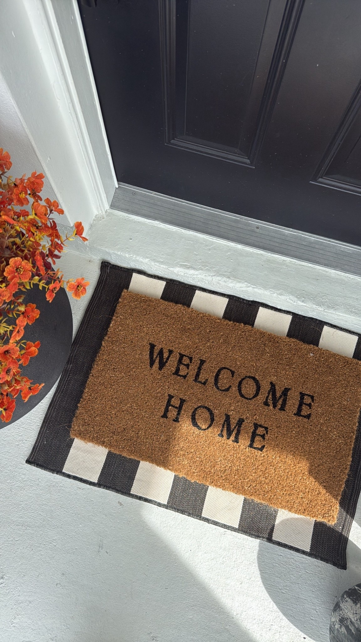 this years fall entry way 🍂
welcome mats: target
leaves: amazon

#LTKFindsUnder50 #LTKHome #LTKSeasonal