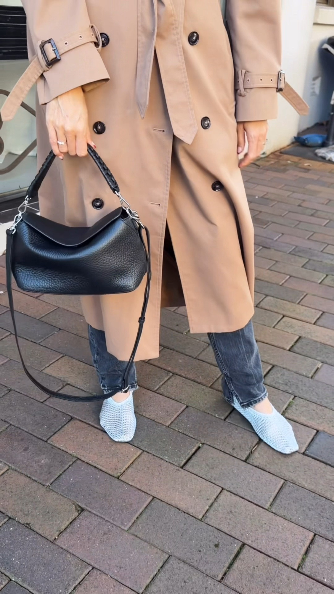 Leather bag $199!! WOW! Such a fab find and so practical. Love the plait detail on the shorter strap, and comes with an adjustable longer strap to wear across the body. 

AND comes in 4 other colours - including a cherry or khaki suede. ADORE! 

#handbag #blackbag #leatherbag #accessories

#LTKbag #LTKautumn #LTKwinter