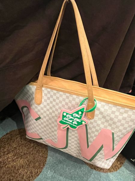Obsessed with this tote by Barrington gifts in my sorority colors!

Sorority girl - work tote - travel tote 

#LTKU #LTKover40 #LTKitbag
