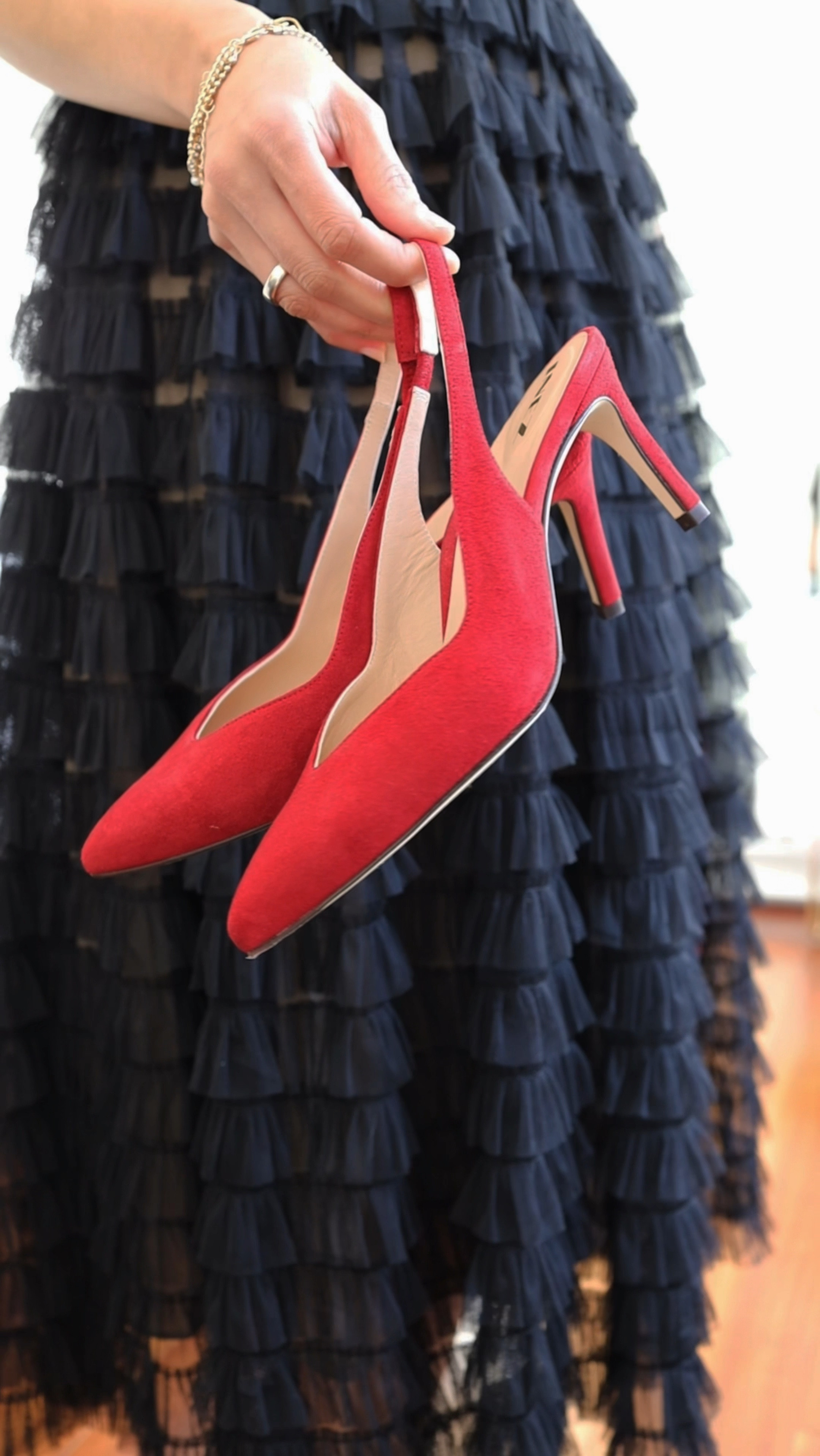 
Red suede shoes 
Red heels 
Mia heels 
Inez shoes #LTKShoeCrush

#LTKHoliday #LTKGiftGuide