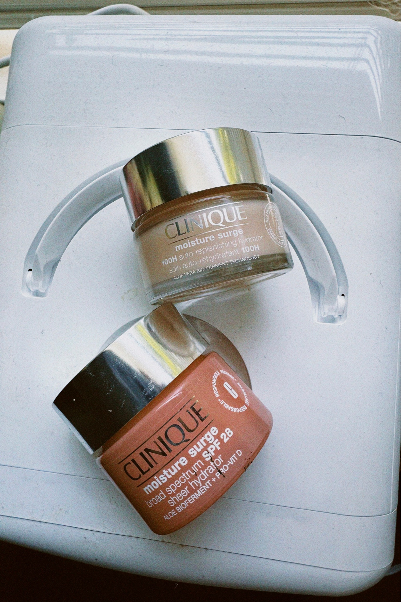 I am loving this skincare for the summer. The sun can dry out your skin and this locks in moisture. I love Clinique, they’re classic and great for all skin types 

#LTKbeauty #LTKunder50 #LTKstyletip