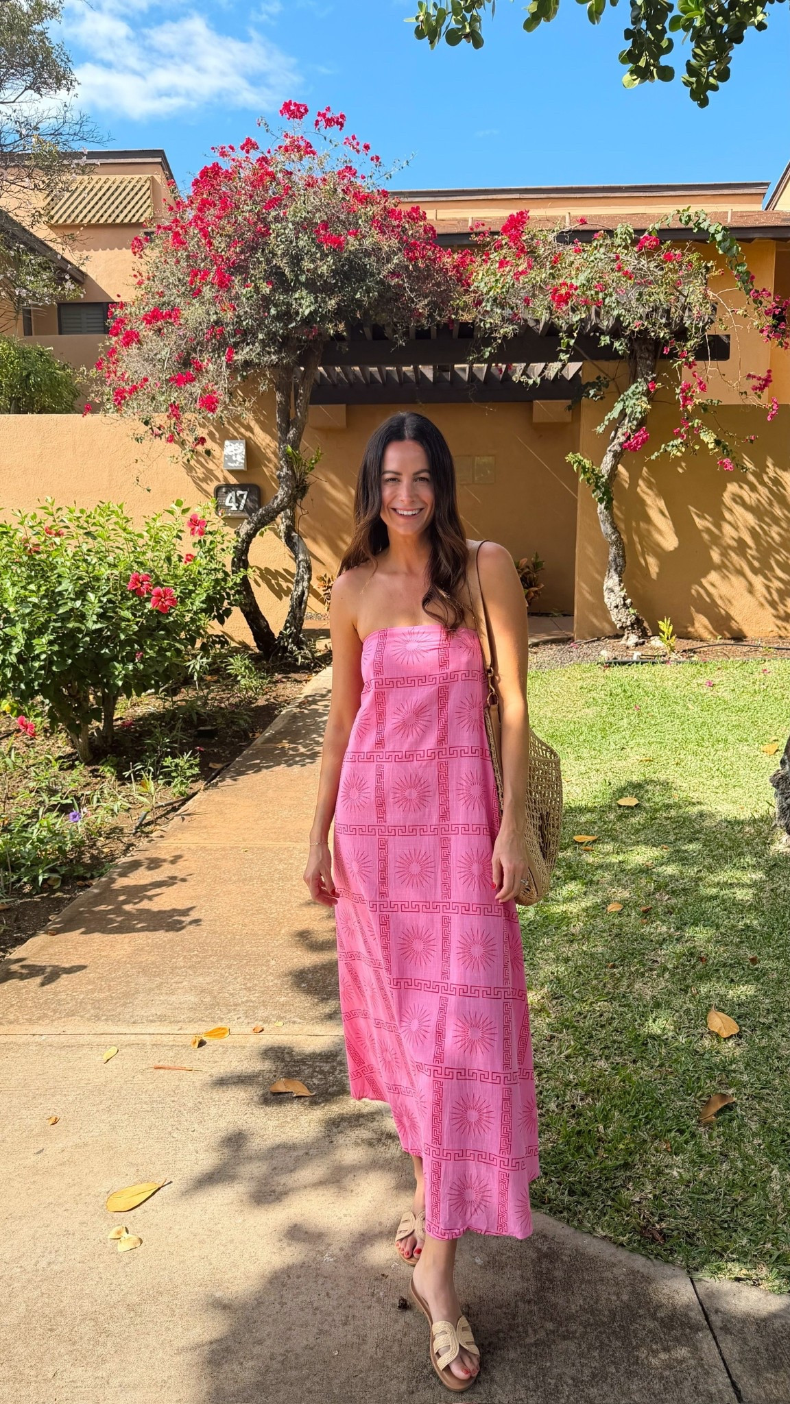 Pink sunshine maxi dress for dinner tonight! So cute, fun, and easy to wear! 

#LTKmomlife #LTKootd #LTKgrwm