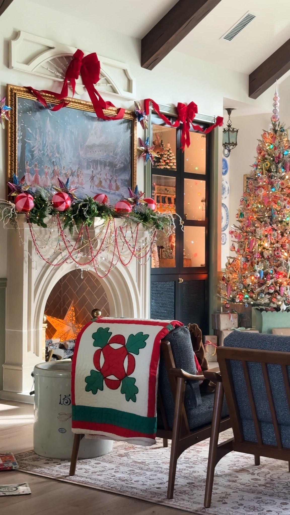 Letting the magic linger a little longer this year 🥰🎄

#LTKHoliday #LTKHome #LTKSeasonal