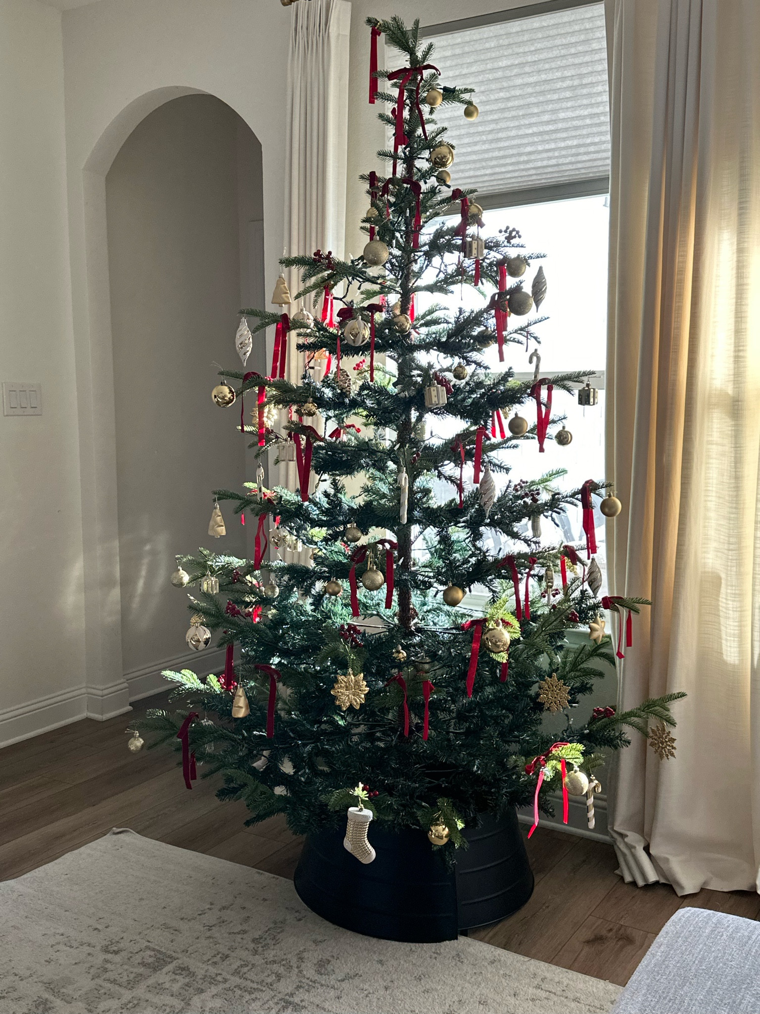 This year’s tree details 🤍

#LTKHoliday #LTKSeasonal #LTKHome