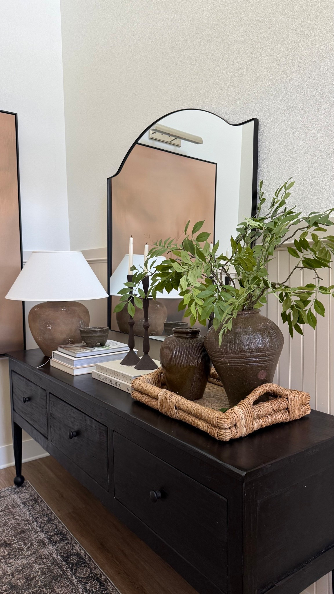 Shop my entryway table 

#LTKHome #LTKSeasonal #LTKU