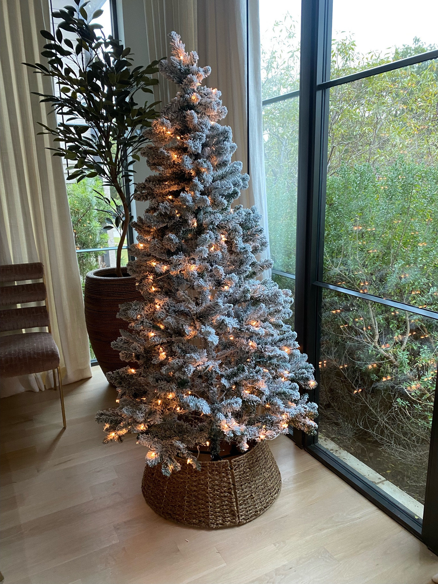 The famous Walmart Christmas tree that y’all love! 😍

6.5 ft for $79

#LTKCyberweek #LTKSeasonal #LTKHoliday