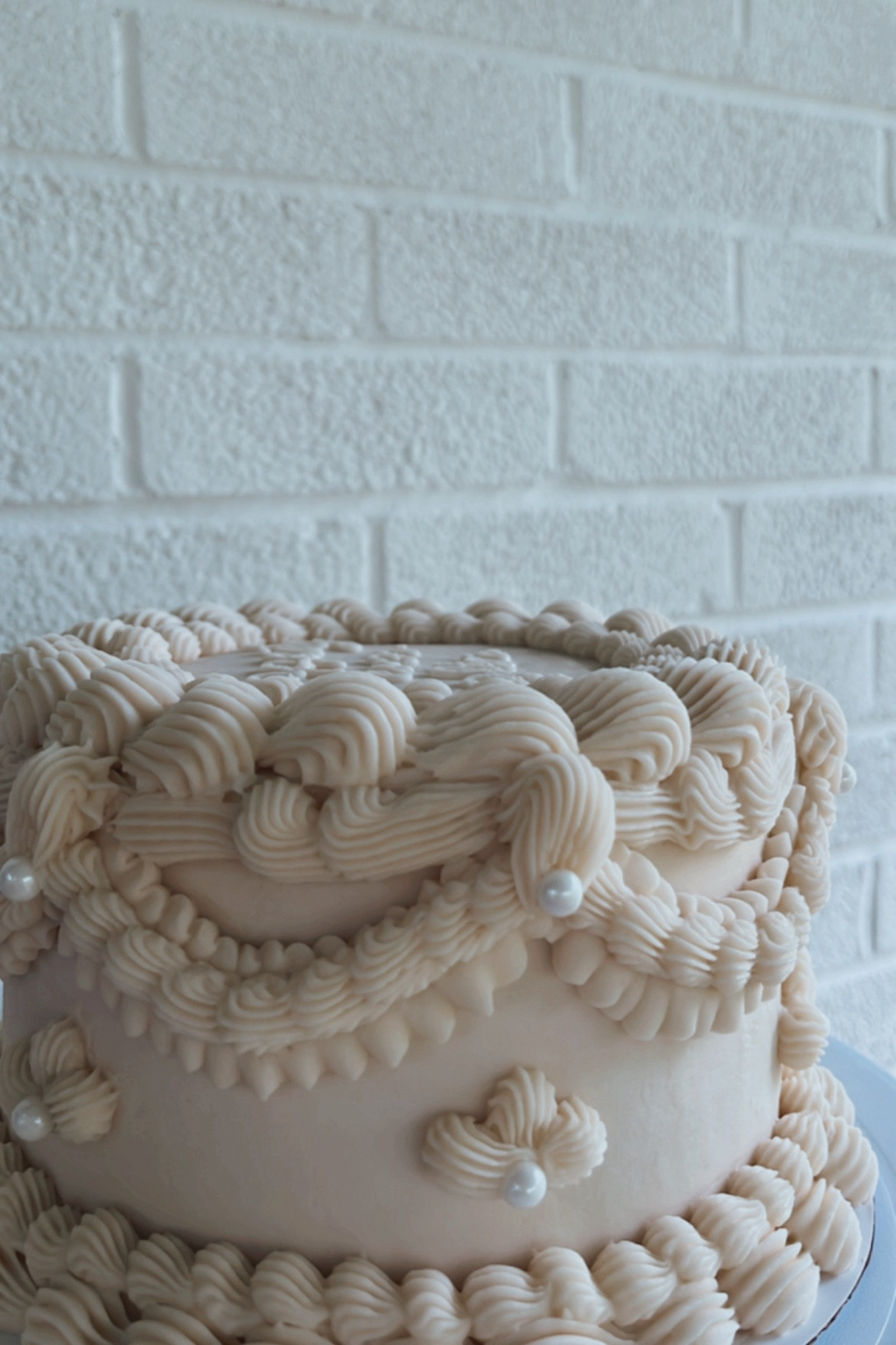 The details on this engagement photos cake 🫶🏼

#LTKWedding #LTKGiftGuide #LTKParties