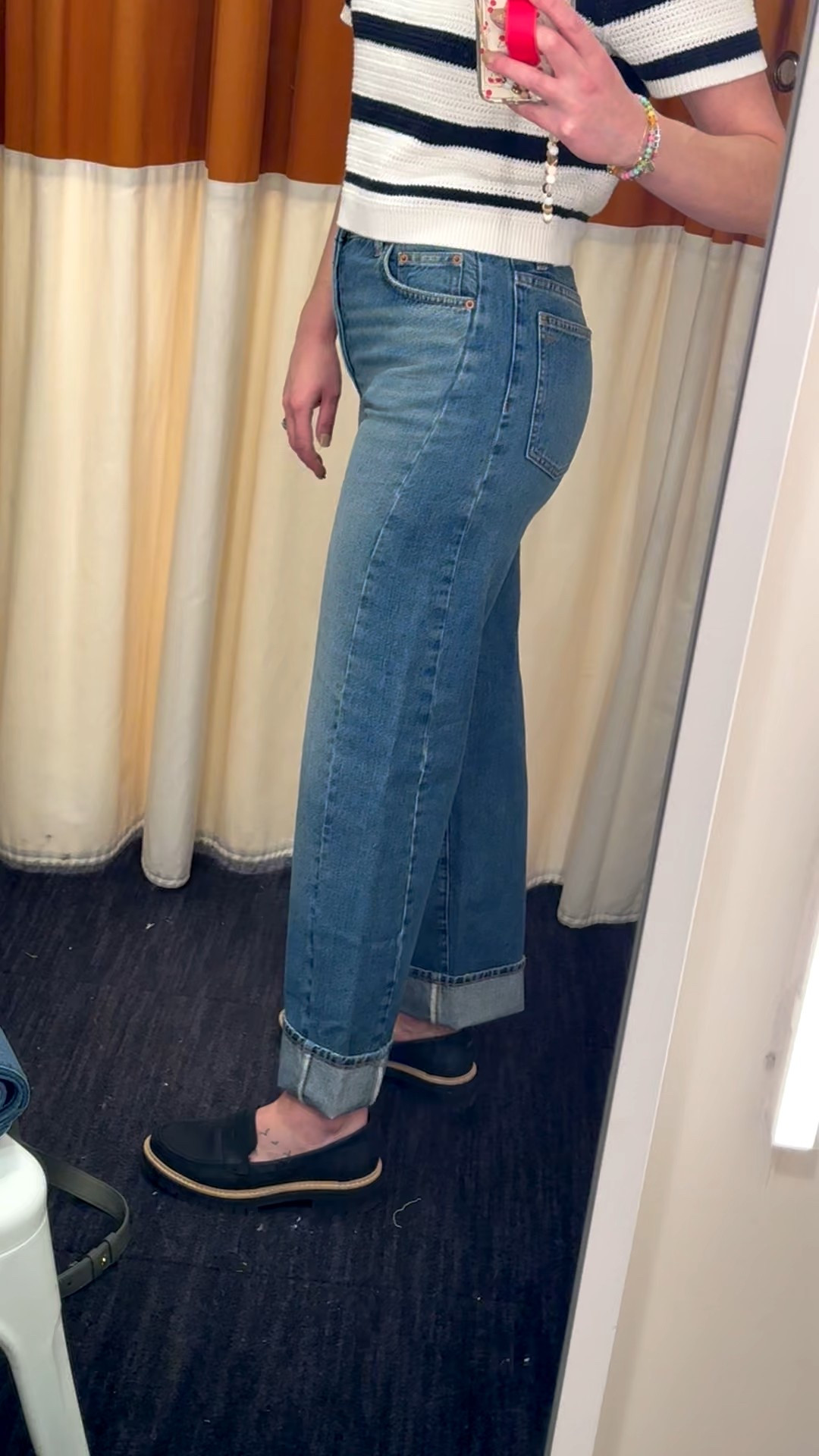 LTK x Madewell steals 🛍️✨
Snagged these during the Madewell Sale, and I’m obsessed! Look at this Pieced barrel-leg jeans detail on the side! 

➡️ Don’t miss out—Madewell sales are that good. Shop them now while they last!

#eanesinteriors #madewellstyle #madewellfinds #madewelljeans #balloonjeans #denimtank #madewellbag #stripedshirt #madewellsale #labordaysale #ltkfallfashion #ltkstyle #ltkunder100 #denimlove #neutralstyle #closetstaples #madewellcloset #ltkseasonalstyle


#LTKStyleTip #LTKSaleAlert #LTKxMadewell