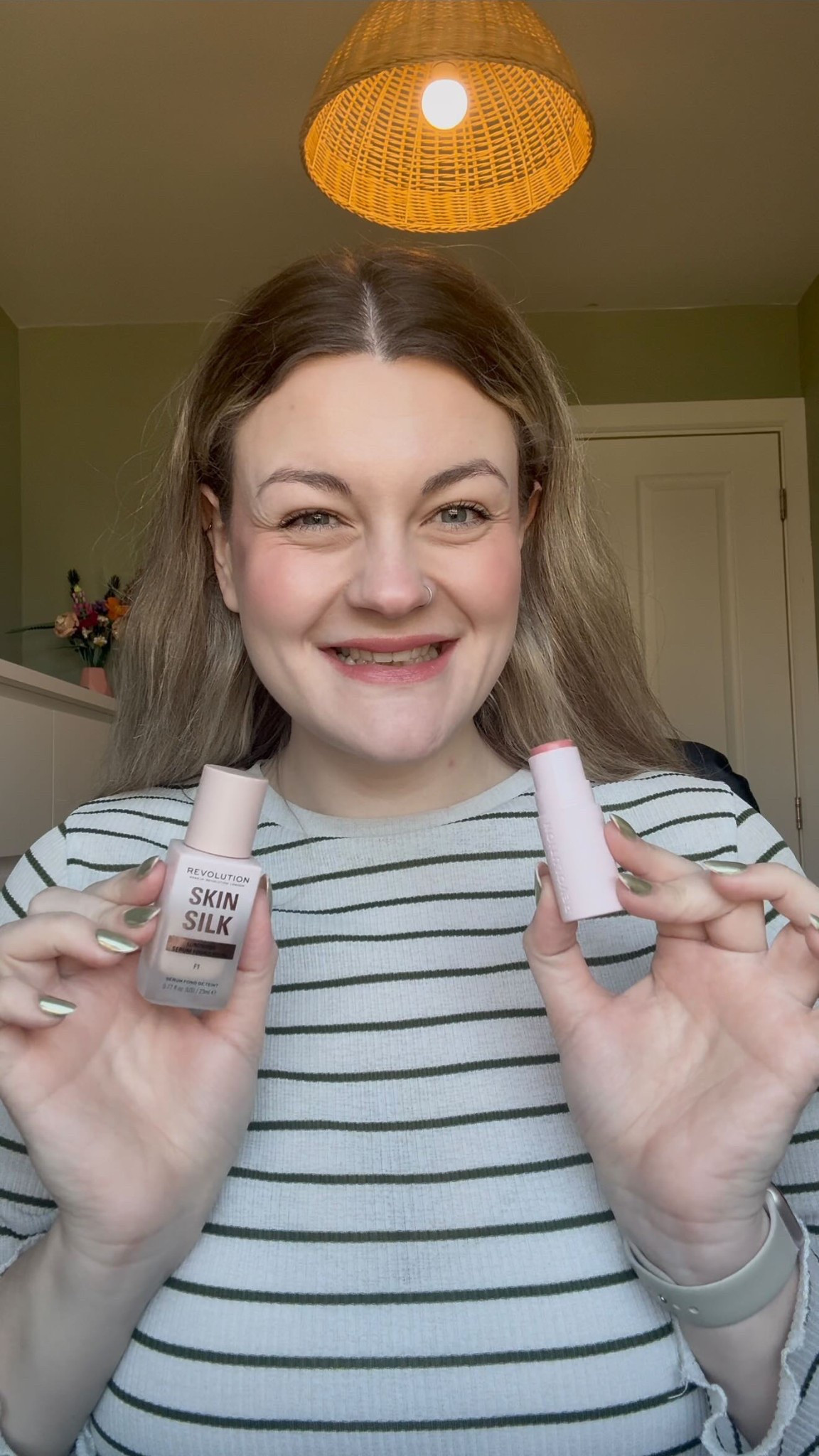 I am OBSESSED with the Skin Silk line from @makeuprevolution 🎉 #gifted I have been loving the foundation since last year, so I am so glad that they have brought out a concealer too, which is also amazing!! 😍 let me know what you think! #teamrev #skinsilk #skinsilkfoundation #revolutionskinsilk #makeup #beautiful #foundation #makeuptransformation