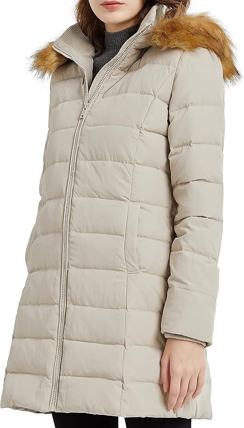 Orolay Women's Thickened Winter Down Coat Packable Hooded Puffer Jacket | Amazon (US)